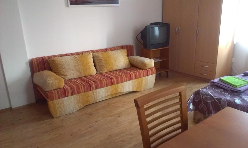 Pension Doctor Dvůr Králové nad Labem Rum bild